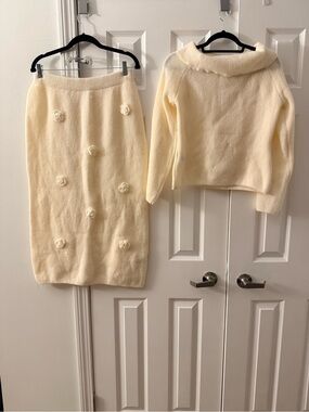 Cream Knit Pencil Skirt - Women's Sweater Skirt Set